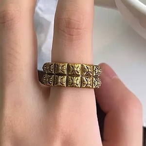 แหวนทองเหลืองวินเทจแบบปรับได้ รุ่น R49 ดีไซน์กางเขน สไตล์โกธิค เหมาะสำหรับผู้ชายและผู้หญิง - Product Image 2
