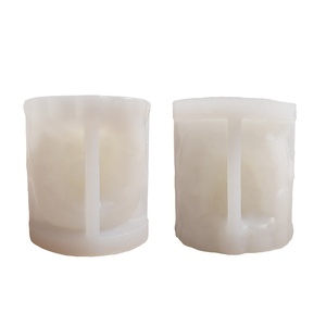 <span class=keywords><strong>Molde</strong></span> de silicona para portavelas con diseño de familia de osos en cueva de árbol, ideal para velas aromáticas de bosque DIY, adornos de yeso y decoración del hogar. - Product Image 5