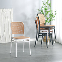 Chaise en plastique épaissie pour la maison, tabouret simple à dossier pour restaurant, chaise d'extérieur empilable en rotin, chaise de salle à manger nordique