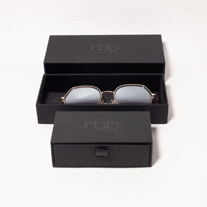 Confezione di Lusso Personalizzata per Occhiali, Scatola in Cartone con Cassetto Scorrevole, Inserto in EVA, Logo Stampato in Lamina d'Oro - Product Image 3