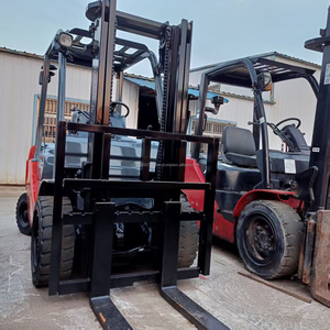 Venta caliente para Toyota 1,5 Ton Carretilla elevadora eléctrica Motor diésel de alta calidad Máquina apiladora de tracción en las cuatro ruedas 6m Estado usado - Product Image 5