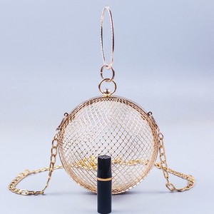 <span class=keywords><strong>Bolso</strong></span> Esférico Tejido con Lentejuelas Plateadas Metálicas Brillantes de Moda y Alta Demanda |   <span class=keywords><strong>Bolso</strong></span> de Mano y Bandolera para Mujer para Fiestas y Banquetes - Product Image 5