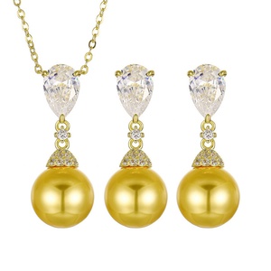 Juego de Pendientes Colgantes Elegantes y Ecológicos, Chapados en Oro y Cobre, con Perlas de Concha Doradas de 14 mm, Borlas, para Bodas y Fiestas, Joyería Moderna - Product Image 1