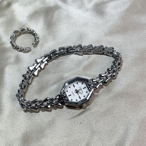 นาฬิกาข้อมือผู้หญิงแฟชั่นใหม่ ดีไซน์หรูหรา วินเทจ  ระดับไฮเอนด์ รูปทรงแปดเหลี่ยม  ระบบควอตซ์ - Product Image 5