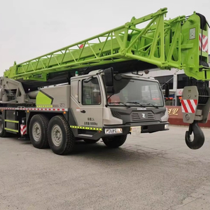 Grue sur camion Zoomlion d'occasion de 80 tonnes – Hauteur de levage exceptionnelle et moteur, pompe, boîte de vitesses fonctionnels - Product Image 1