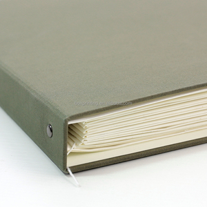 <span class=keywords><strong>Livre</strong></span> d'archives de luxe en lin pour <span class=keywords><strong>bébé</strong></span> avec fermeture à cordon et poches pour souvenirs et photos - Product Image 2