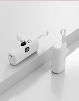 Mini Cargador Portátil de 5000mAh con Soporte para Teléfono, Entrada/Salida Tipo C, Batería Externa con Salida de 10W para iPhone