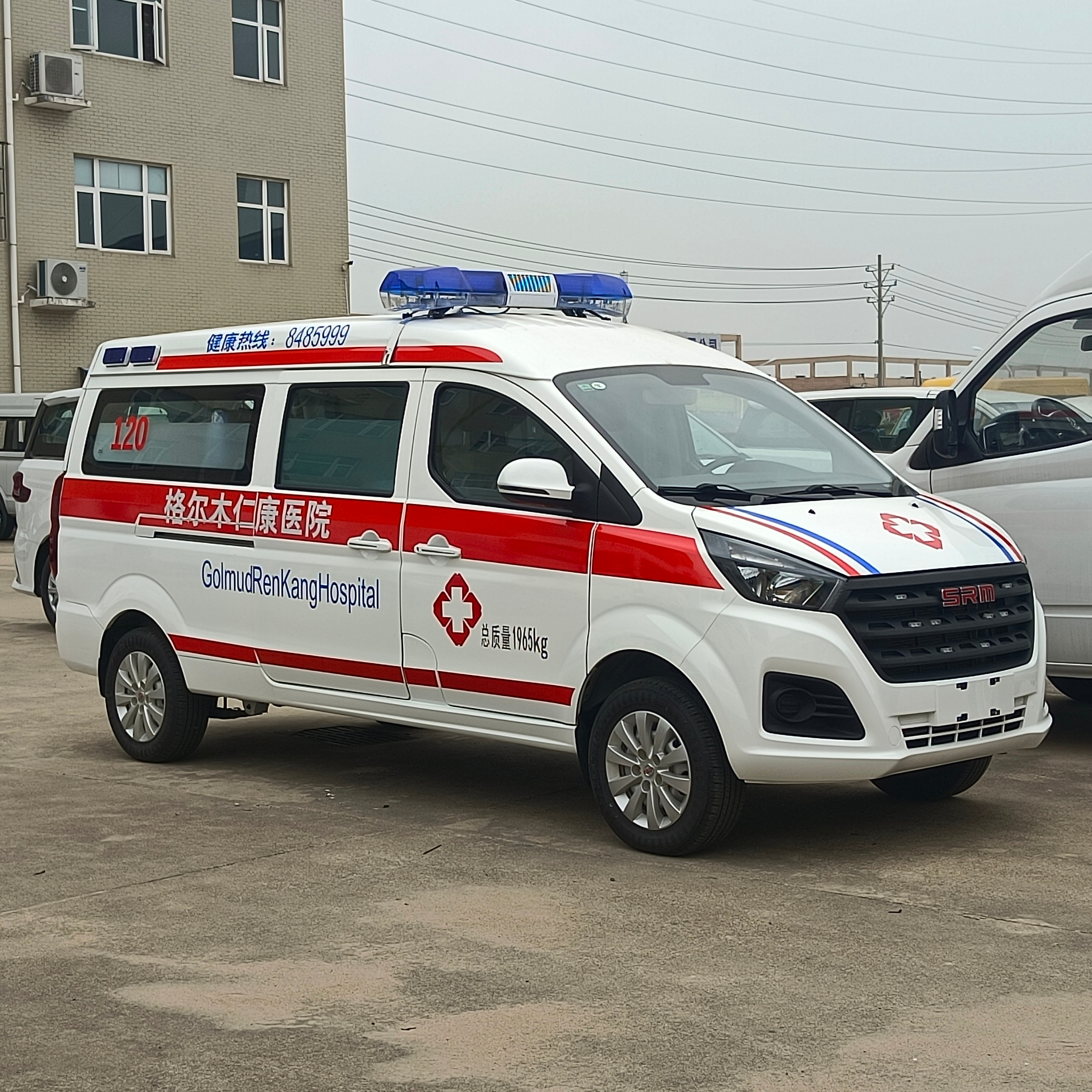 Ambulance Vehicle Factory Supply New Euro 3 Diesel Ambulance Car Manual Transmission Emergency Vehicle For Sale