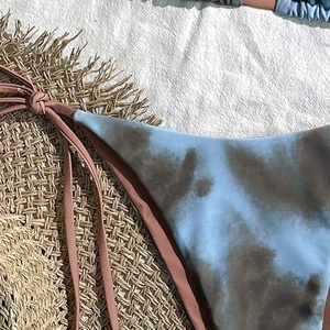 Nuevo Bikini Europeo y Americano 2026 con Estampado de Leopardo y Color Sólido, Sexy, de Dos Piezas, Triangular, para Mujer - Product Image 5