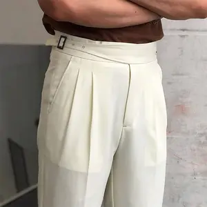 中国制造纯色户外男士白色休闲套装打褶裤子批发