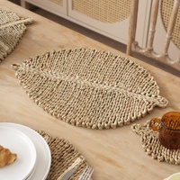 Napperon antidérapant tressé en forme de feuille de balle de maïs naturel pour tables à manger, décor artistique, décor de table, style de dîner