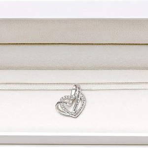 Collana con Doppio Ciondolo a Cuore per Donne, Gioiello di Moda con Pietre Scintillanti e Incisioni, Idea Regalo - Product Image 3