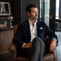 Tissu en velours imprimé simple face extensible et léger, toucher doux, motifs vibrants, idéal pour vêtements, ameublement et décoration intérieure – Vente directe usine