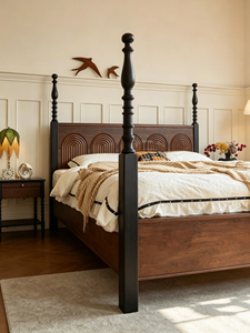 Cadre de lit en bois massif de noyer de qualité supérieure, tête de lit cintrée sculptée de style vintage français, pieds tournés noirs, mobilier de chambre bicolore, stable H - Product Image 4