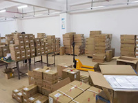 Machine de nettoyage laser à fibres pulsées 50W 100W, équipement de nettoyage de vitres, de sacs à dos, de maison