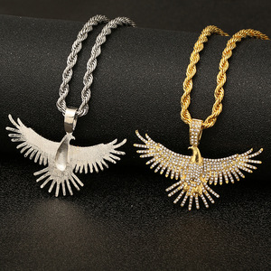 Collar con Colgante de Águila Estilo Romano Vintage con Circonita Incrustada y Baño de Oro <span class=keywords><strong>Real</strong></span> PVD sobre Cadena de Serpiente para Hombre - Product Image 4