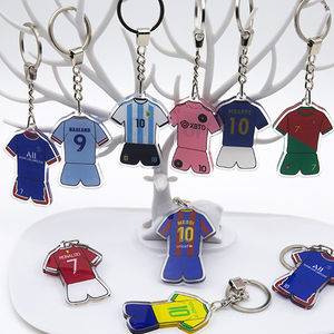 Llavero de acrílico personalizado con logo de club de fútbol, llavero de camiseta de estrella de fútbol con impresión a doble cara de alta calidad al por mayor - Product Image 5
