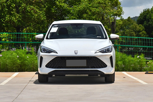 Venta al por Mayor de Vehículos Chinos Baratos con <span class=keywords><strong>Volante</strong></span> a la Izquierda, Automáticos, de Gasolina, Roewe I5 2024 2025 2026, Sedán de Gasolina, Autos Usados y Nuevos en Venta - Product Image 3