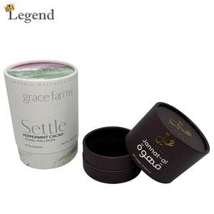 Vente en gros bon <span class=keywords><strong>prix</strong></span> <span class=keywords><strong>de</strong></span> haute qualité <span class=keywords><strong>bouteille</strong></span> en verre <span class=keywords><strong>blanc</strong></span> cylindre carton rond papier tube boîtes d'emballage pour cadeau cosmétique - Product Image 4