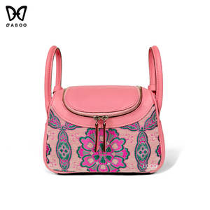 Bolso de hombro de tela de brocado de canción de piel de becerro italiana importada, bolsos personalizados para mujer de lujo - Product Image 2