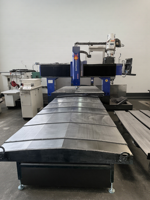 Machine de fraisage CNC à portique BT40 pour panneaux PVC, certifiée CE, haute précision, légère, pour le travail des feuilles de plastique