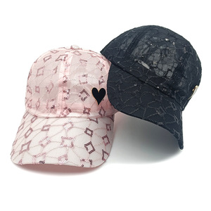 Gorra de béisbol de malla con lentejuelas para <span class=keywords><strong>mujer</strong></span>, sombrero para el sol decorado con corazones, transpirable, para uso diario al aire libre - Product Image 2