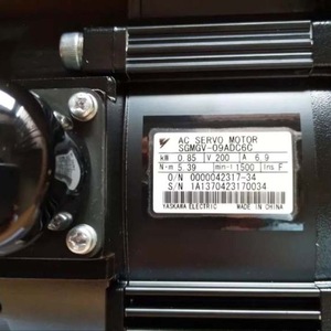 Moteur servo AC Yaskawa SGMGV-09ADC6C 0,85 kW 200 V 6,9 A 5,39 Nm 1500 tr/min Fabriqué en Chine - Product Image 1