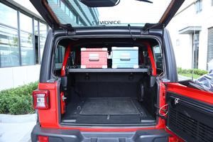 Porte-bagages intérieur léger, robuste et facile à installer sur la zone de chargement arrière pour Jeep Wrangler - Product Image 6