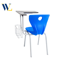Chaise de formation en plastique au design moderne Pliable Caractéristique pour les étudiants comprend une chaise de bureau d'étude tablette pour la salle de classe