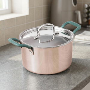 Casserole en acier inoxydable avec couvercle en verre, poignées en silicone, design moderne, durable, compatible avec les cuisinières à gaz et à induction - Product Image 2