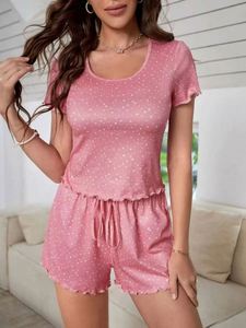 Nouvelle Collection – Ensemble Pyjama Femme en Dentelle avec Logo Frontal, Short Doux et T-shirt, Idéal pour la Maison - Product Image 6