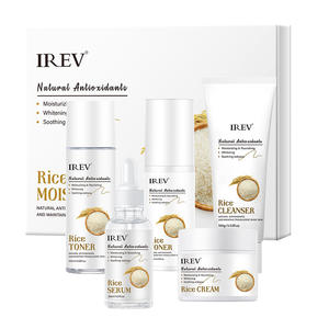 <span class=keywords><strong>Le</strong></span> <span class=keywords><strong>plus</strong></span> populaire Ensemble de soins de la peau blanchissant au riz anti-<span class=keywords><strong>âge</strong></span> pour tous les types de peau Ensemble de soins de la peau hydratant et nourrissant en profondeur - Product Image 6