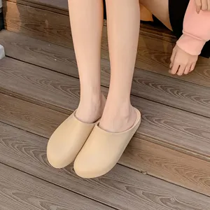 महिला ईवीए आउटडोर कैज़ुअल बीच सैंडल बंद पैर की अंगुली चप्पल गैर-पर्ची जूते