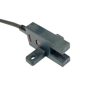 Sensore Fotoelettrico a Forma di <span class=keywords><strong>L</strong></span>, Interruttore di Prossimità Ottico con Uscita NPN PNP per Controllo Posizione in Automazione 10-30V - Product Image 1
