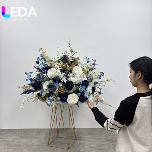 Bouquet de fleurs artificielles en soie LEDA, centre de table floral bleu et blanc, roses, boule de fleurs pour mariage, événement, décoration - Product Image 1