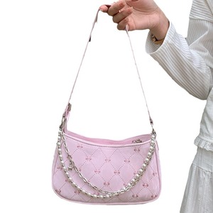 Sac à bandoulière en chaîne de perles, design matelassé rose avec fermeture à glissière pour un usage quotidien, sac bandoulière pour femme - Product Image 4