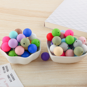 Kovict couleurs personnalisées sans Bpa anneau de dentition perle en vrac de qualité alimentaire rond à mâcher 15mm perles en Silicone souple perles focales - Product Image 4