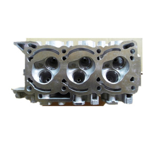 Conjunto de culata Z24 11041-20G13 11041-20G18 11041-13F00 11042-1A001 para motores NISSAN Z24 - Product Image 1