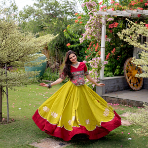 Lehenga Choli Tradicional Indio, Vestido Étnico para Mujer, Conjunto de Blusa y Falda Larga Bordada para Bodas y Fiestas - Product Image 1