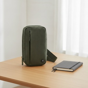 Sac bandoulière extensible et pliable, pochette pour téléphone en nylon résistant à l'eau, léger, sac décontracté quotidien à porter sur l'épaule de deux façons - Product Image 6