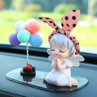 Ornement de voiture en résine, style dessin animé créatif, poupée Annie mignonne, décoration de console centrale, design ballon de confession