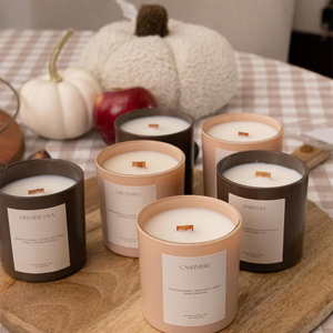 AIKUN Luxury Soy Wax & Beeswax Eco-Friendly Handmade Glass Vessel <b>Candle</b> with Wood <b>Wick</b> Floral Scent for Holiday Gift Packaging - Product Image 3