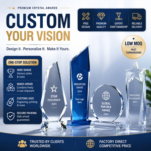 Trophée en verre cristal transparent de haute qualité, personnalisé avec glaçure colorée et base bleue, gravé au laser - Product Image 5