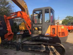 รถขุด Doosan DH55 มือสอง 6 ตัน พร้อมมอเตอร์ เครื่องยนต์ เกียร์ ปั๊ม รุ่นปี 2017 ความจุบุ้งกี๋ 0.3 คิวบิกเมตร ใช้งาน 0-2000 ชั่วโมง ขาย - Product Image 3