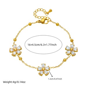 Nuevo Set de Joyería de <span class=keywords><strong>3</strong></span> Piezas de Acero Inoxidable con Flores y Diamantes Transparentes: Collar, Pendientes y Pulsera - Product Image 5