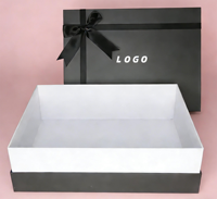 Boîte cadeau élégante en carton noir de luxe avec couvercle, cadre photo, ruban, logo couleur personnalisé, pelliculage mat/brillant, gaufrage, rigide