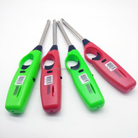 Briquet d'usine Vente en gros Briquet électrique Butane Cakmak Briquet en plastique Pistolet Feuerzeug pour la cuisine