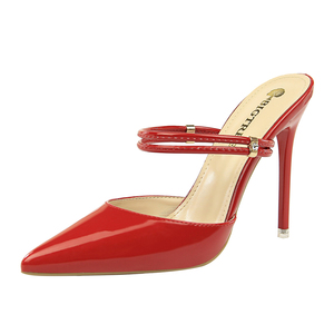 86-11 <span class=keywords><strong>Sexy</strong></span> hollow di alta-tacco alto brevetto in pelle bocca superficiale a punta con strass fibbia in metallo decorativo parola con la femmina <span class=keywords><strong>pantofole</strong></span> - Product Image 3