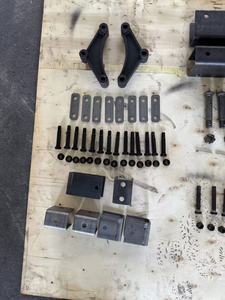 Kit d'essieu de remorque 7K 7000lbs à 8 goujons avec ressorts à double œil et suspension à bras oscillant à rouleaux - Product Image 4