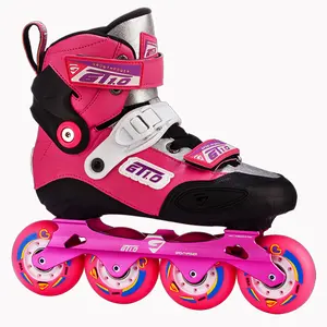 Nuevo Fashional Oem azul adultos Skate zapatos ajustables 4 ruedas personalizado Quad Roller Skate zapatos para chico